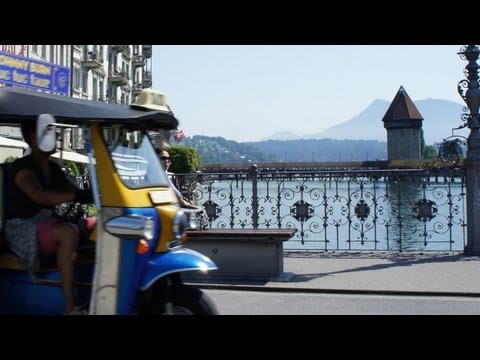 Johnny Burn - Tuc Tuc Tour Lucerne - Episode 1 - Can't speak Hong Kong