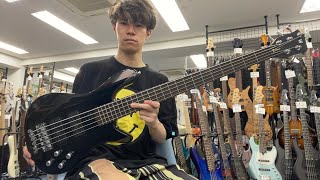 Video thumbnail for Warwick / Rock Bass Streamer Standard 5st SolidBlack High Polish【Test Play】 by Bass Sound Maniac