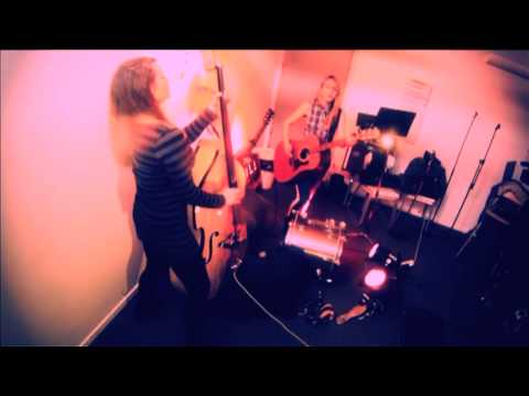 baskery - the no no (acoustic, live, banjo, double bass)