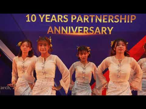 'Mingalarpar' Welcome Performance at 10-Year Partnership Celebration "🎶🎉