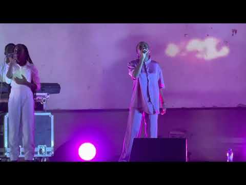 Nair nany Enche-me( concerto Liberdade)