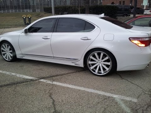 2013 Lexus LS600HL on 22" Gianelle wheels