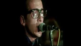 Elvis Costello and the Attractions - No Dancing (Live)