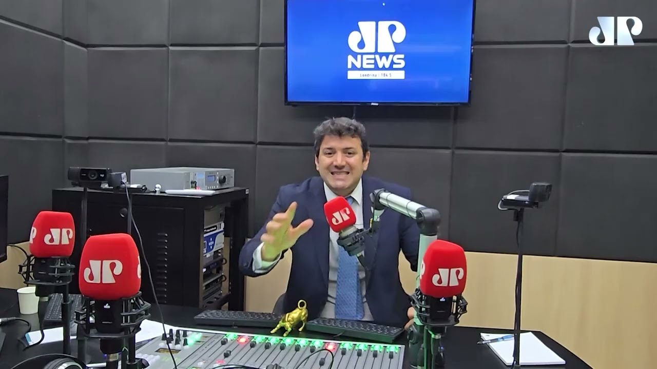 Ibovespa fecha de lado à espera de pacote fiscal: Fechamento Touro de Ouro