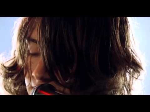 Crying Lightning (Live) - Arctic Monkeys [Great Quality]
