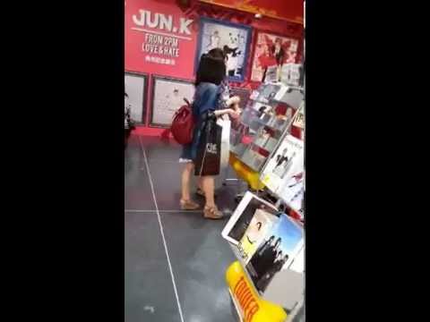 140514 タワーレコード渋谷店1階 「LOVE&HATE」.発売記念展