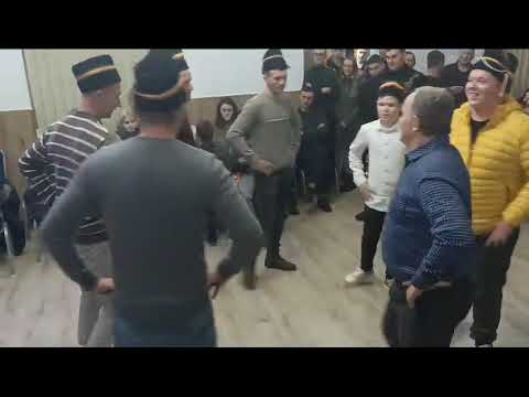 Dubasii roșia nouă jocul Călușariu