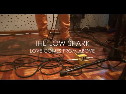 The Low Spark - Love comes from above (live at studio eleven63)