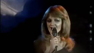 Bonnie Tyler - My Guns Are Loaded