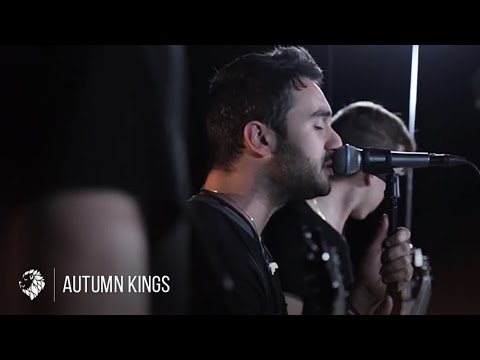 Autumn Kings - Livin' La Vida Loca