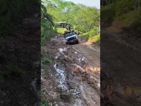 Carreteras del sur del #Tolima la vía que conduce a #Chaparral las #Señoritas  #AcentoHuilense