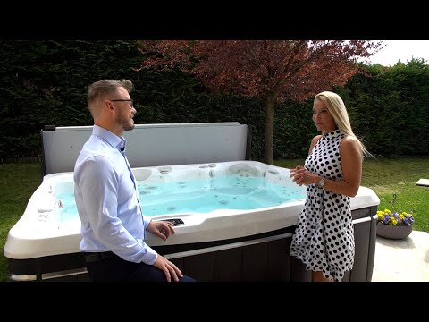 SPATREND EXPO - LIVE! / JAKUZZI VÁSÁR  / HOGYAN VÁLASZTOTT MASSZÁZSMEDENCÉT A SPATREND TULAJDONOSA?