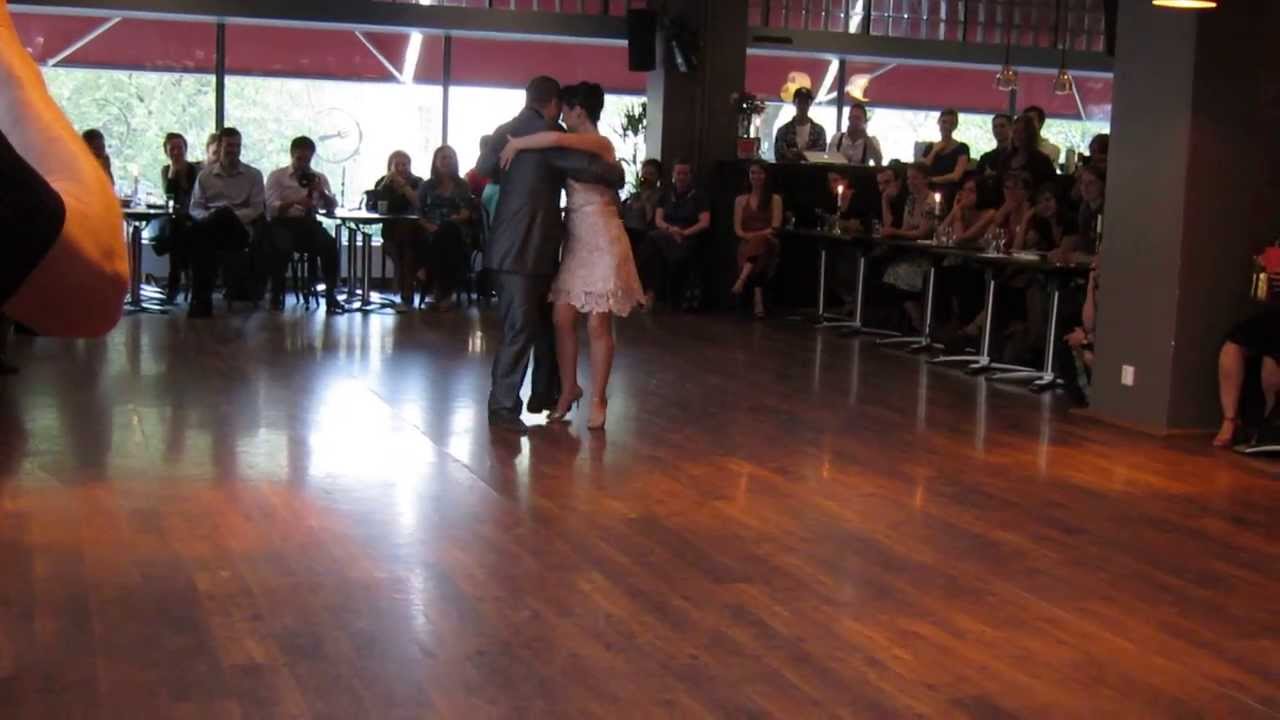 Daniel Nacucchio & Cristina Sosa 2/3, milonga!