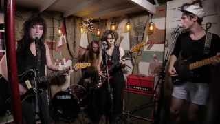 Those Darlins - The Man In Me (Live @Pickathon 2014)