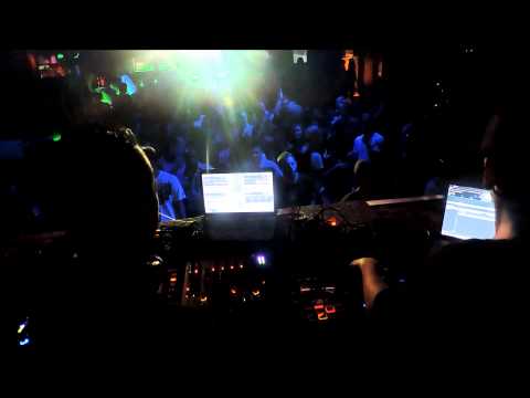 NIIC b2b JOW MOOR (24/08/15) TECHNOMONDAY @ CITY HALL - BCN