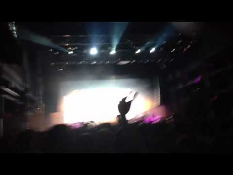 Nom De Strip - Suplex w/ Gangnam Style - Psy (Dada Life Mash)