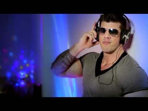 Zeb Atlas Feat. Pearly Gates - Love Hangover