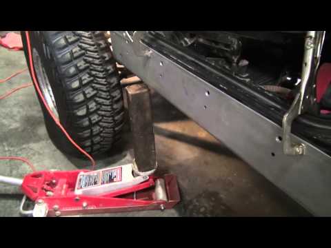 Installation Savvy Aluminum Rocker Panel on a 2003 TJ