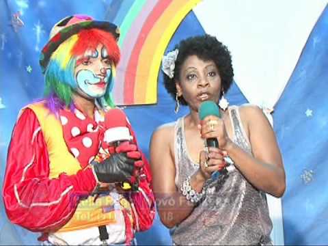 ah lelek lek lek lek leila pego(vovo funkeira no palco do programa estação alegria)