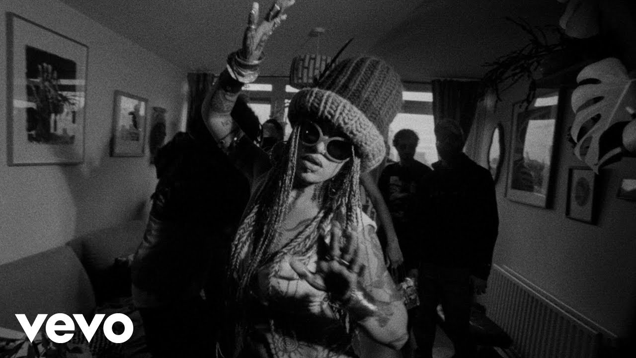 Greentea Peng – “Tardis (hardest)”