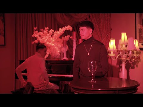 Marka Elevada & David Santos - Me Encantas (Video Oficial)