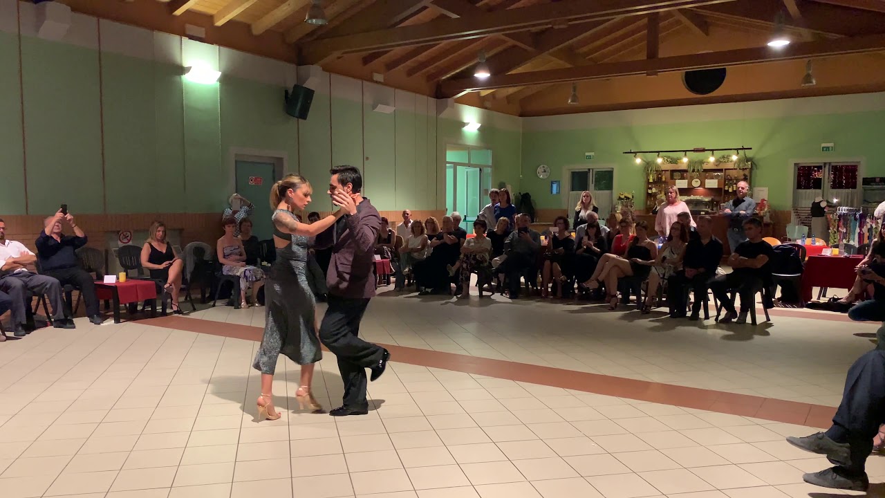 Esibizione Eloy Souto y Soledad Lerratapia, Milongon al Fienile di Viareggio - 01 giugno 2019