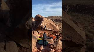 Video thumbnail of The Wave, V3. Red Rocks