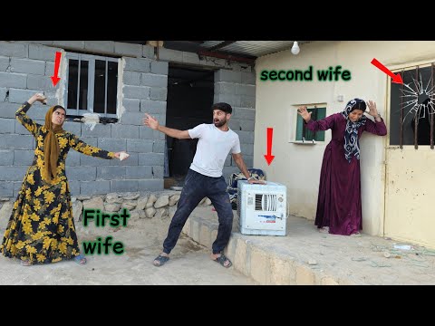 After the air conditioner arrives for Ali and Shahrbanu, jealousy explodes - a window is broken