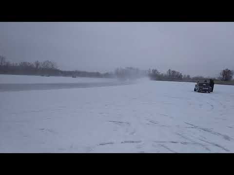 Москвич 2137 на льду