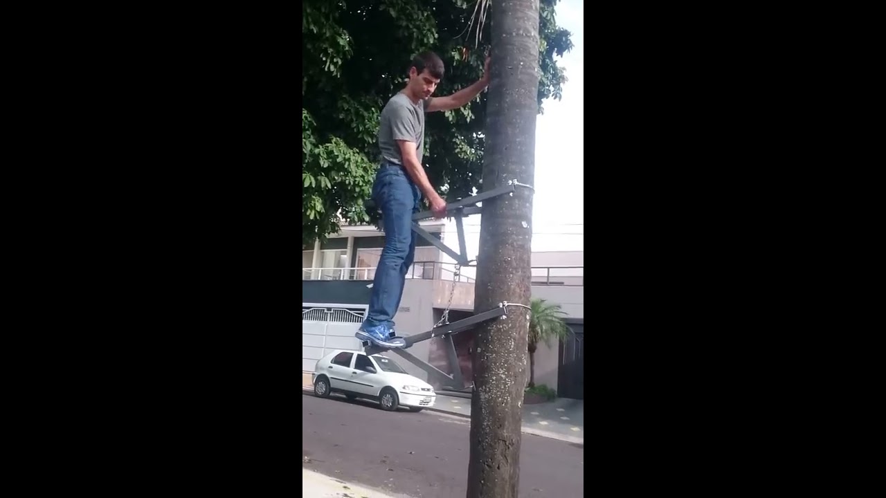 Equipamento para subir em coqueiros com segurança