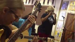 Is this Love (Bob Marley) Anna Christoffersson acoustic jam, Botswana