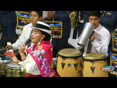 KATSHIUMY TORRES  presentación en vivo en Tarma