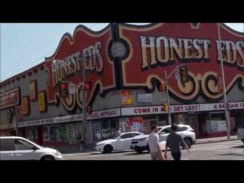 RIP to Honest Ed's Store - Bathurst & Bloor, SW Cnr, Downtown Toronto, Ontario, Canada - July 2017