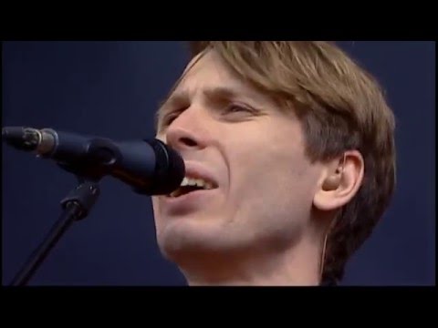 Franz Ferdinand - Take Me Out @ T in the Park 2004