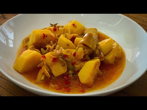 Guiso de patatas con chipirones