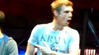 Brian sings One Last Cry and calls AJ a Prick. Manchester Soundcheck 4/11/2009