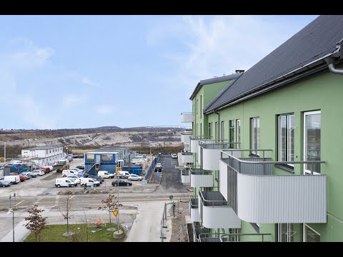 TILL SALU - Ljus och kvadratsmarta IKANO-våning på femte och översta våningen!