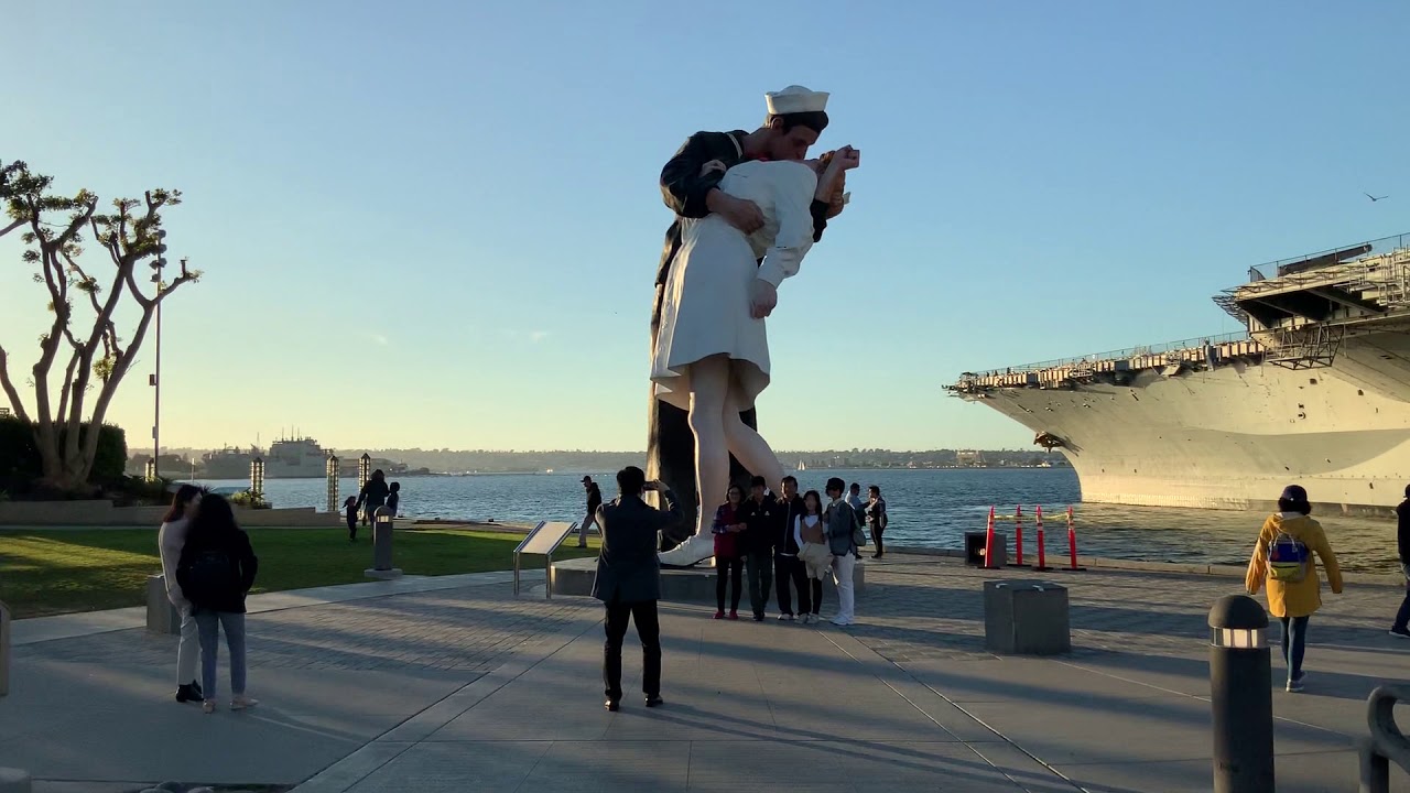 Cities with Unconditional Surrender Statue
