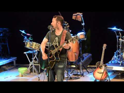 "Du berührst etwas in mir" - Cris Cosmo