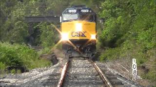 preview picture of video 'CSX OCS on the Wilder Main in Newport, KY'