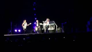 The Dixie Chicks perform An Instrumental Mashup at Hershey Park