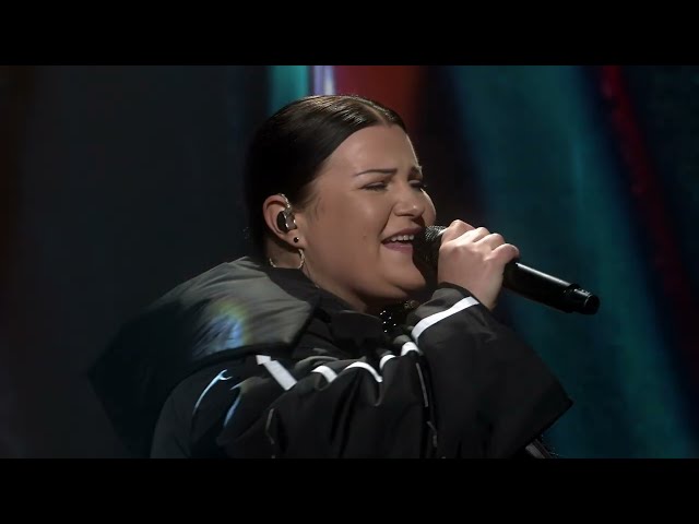 Teresa & Maria von Alyona Alyona & Jerry Heil ((jetzt ansehen))