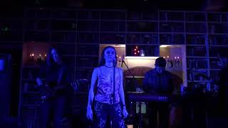 Stella Reine Live Music Band