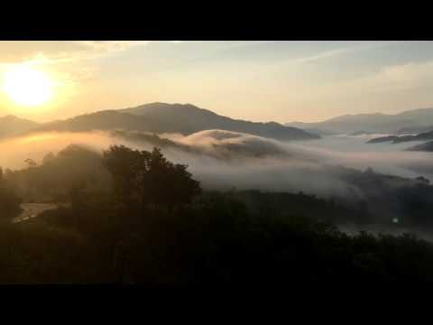 2017/07/11 魚沼市 枝折峠から見た滝雲 2