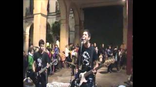 Ratas Rabiosas (Tributo a Eskorbuto) - Directo en la plaza de Zumarraga (Santa Cecilia 2014)