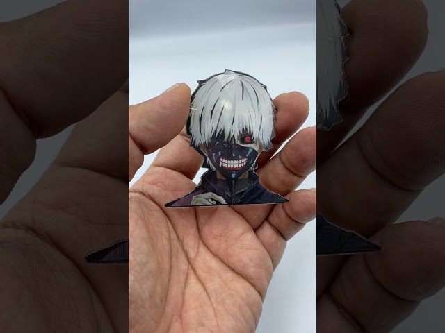 ملصق ثلاثي الأبعاد لشخصية كانيكي