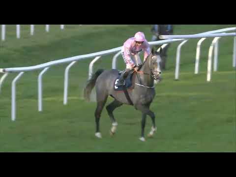 R5 AT-3.15PM LINGFEILD UK 18 NOV 2025