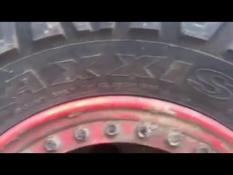 Maxxis M8090 Creepy Crawler 37"