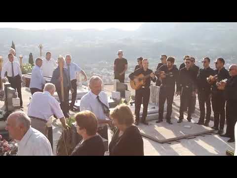 Klapa Kaše pjeva Nostalgiju na sprovodu Mila Hrnića