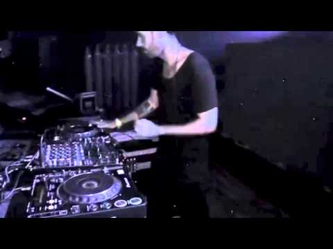 6.04.13 [TAG] presenta PAUL RICHARD.